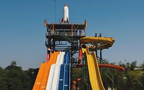 Spazzio diRoma com acesso ao Acqua Park - Temporada CN
